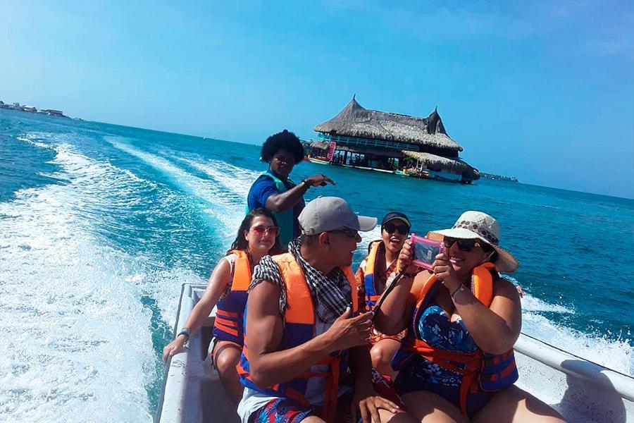 Puerto Caracol Isla Mucura Hotel ภายนอก รูปภาพ