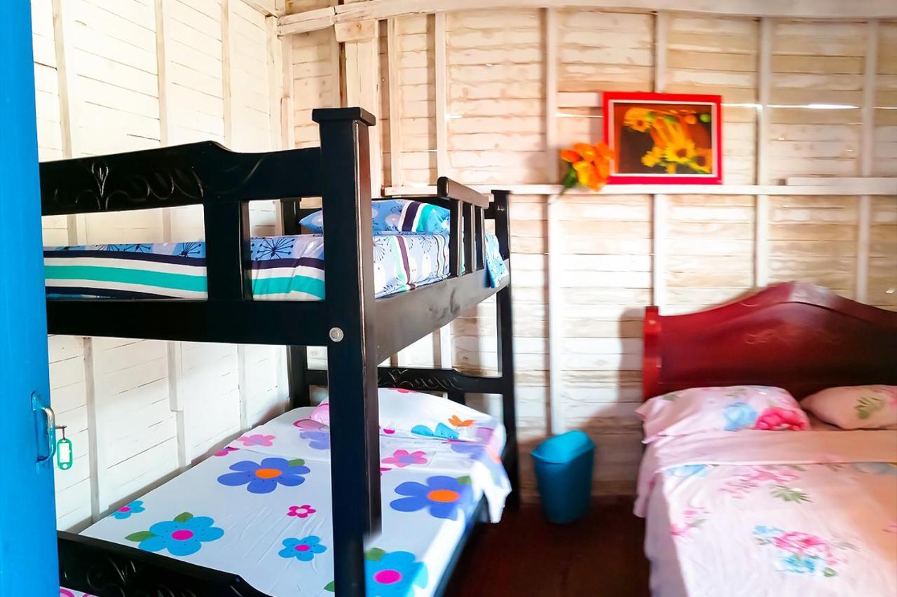 Puerto Caracol Isla Mucura Hotel ภายนอก รูปภาพ