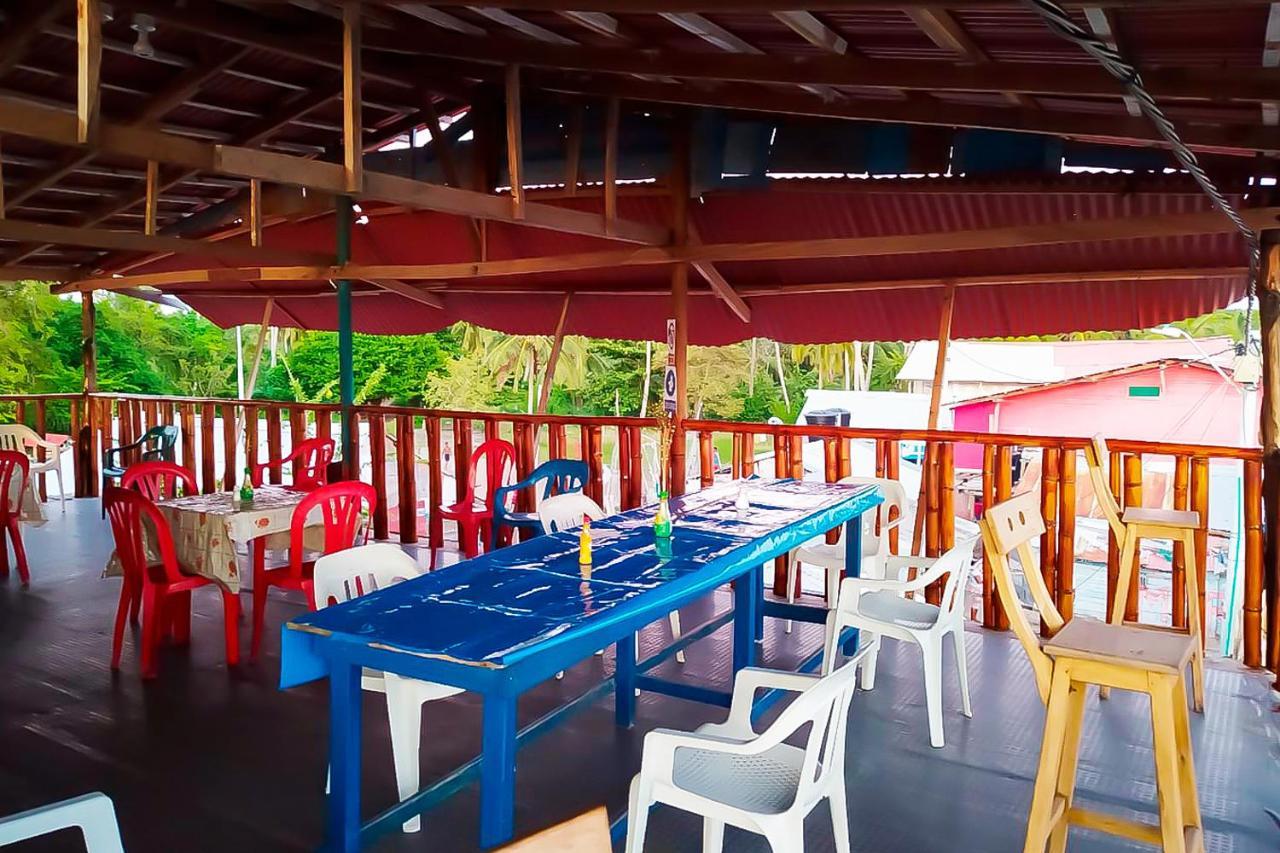 Puerto Caracol Isla Mucura Hotel ภายนอก รูปภาพ